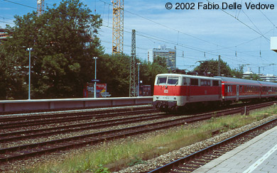 Zum Vergrößern klicken - München Heimeranplatz - Juli 2001 - Bild 1